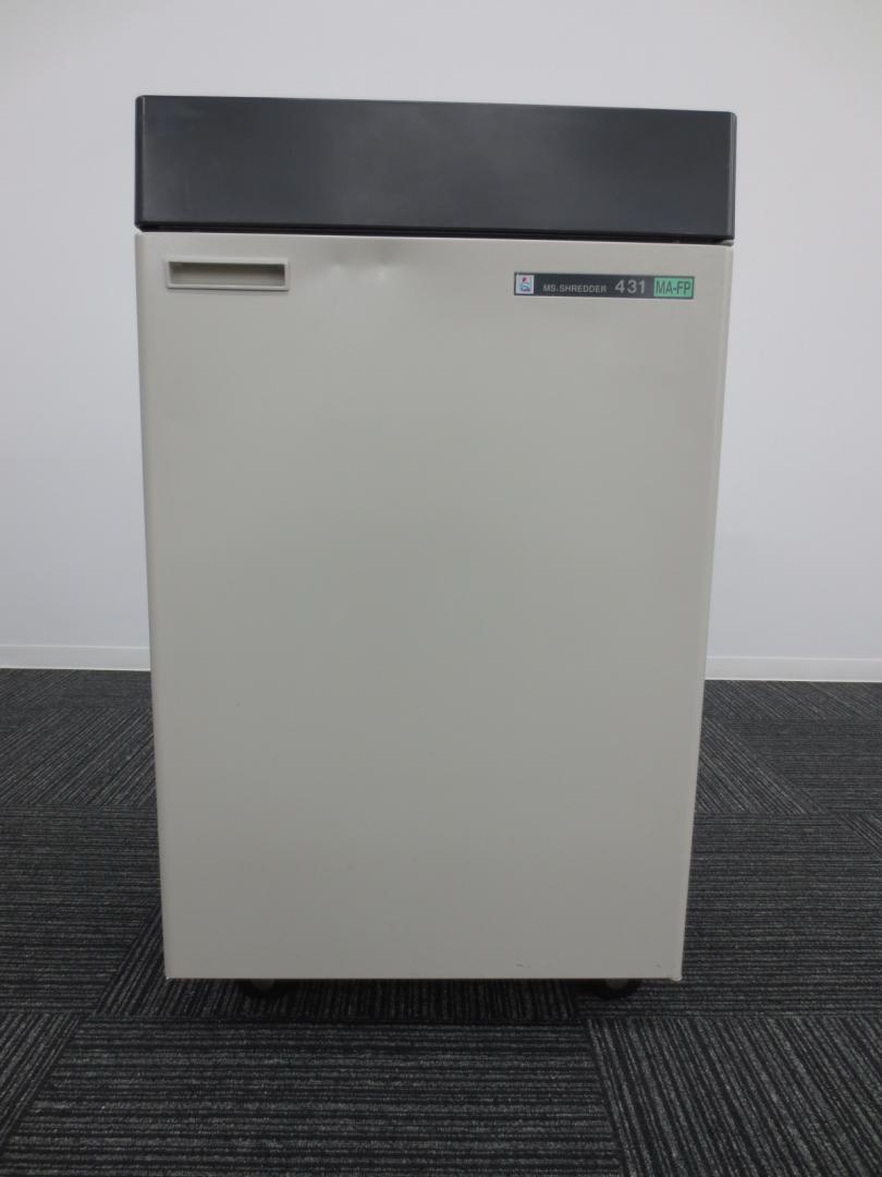 【業務用】シュレッダー　かなりの年代物ですが、まだまだ現役なんです！
                        
                                    中古
            
