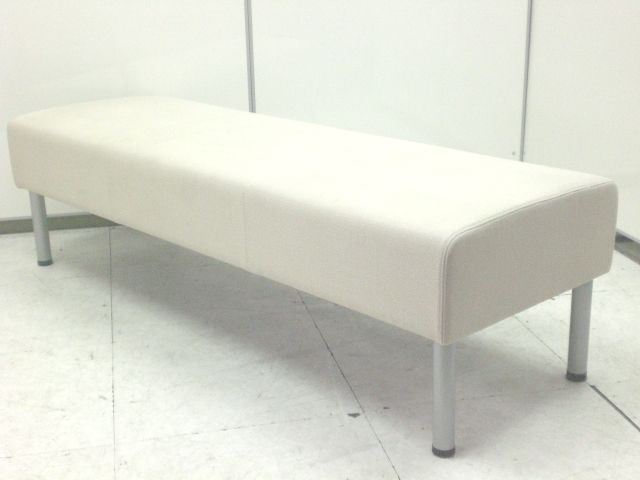 【1脚限定】応接室や休憩室に最適！3人掛け可能ロビーチェア
                        
                                    中古
            