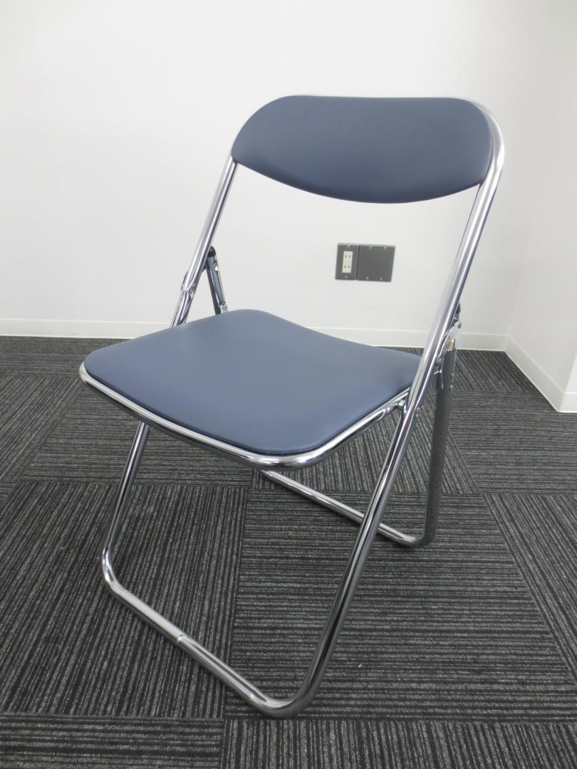 【10月1日　祝！相模原・町田店オープン！】中古で人気のパイプいす入荷しました！
                        
                                    中古
            