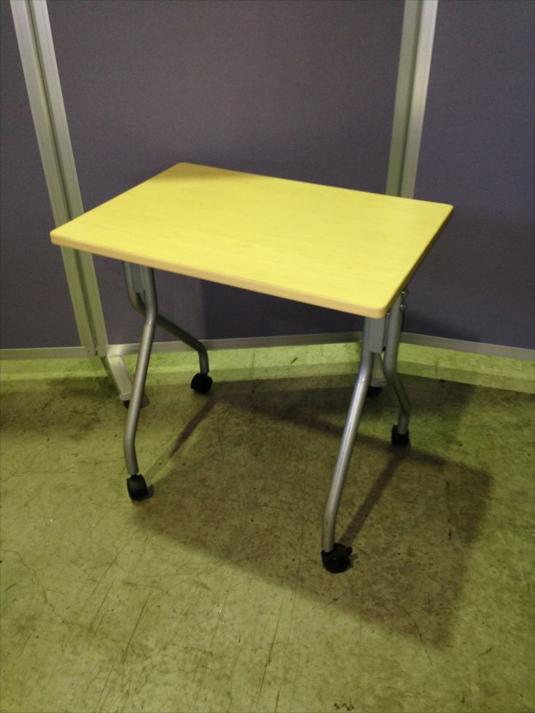 レア物セミナーテーブル入荷!!（関東倉庫在庫）
                        
                                    中古
            