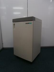 【明光商会】同時裁断数３３枚の業務用シュレッダー！【全国配送ＯＫ】
                        
                                    中古
            