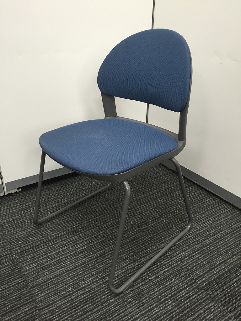 【スタッキングチェア】　コクヨ(KOKUYO)　【CK】　ミーティングチェア　【会議椅子】
                        
                                    中古
            
