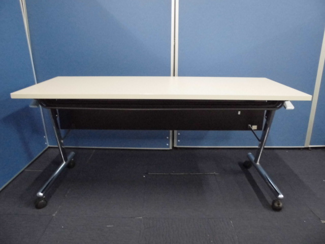 【美品◎状態良好◎】コクヨ｜収納に便利なサイドスタックテーブル｜1500×600｜幕板付
                        
                                    中古
            