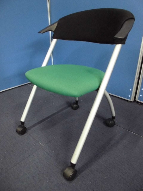 【移動・収納に便利！】コクヨ｜ミーティングチェア｜平行スタック可能！【メッシュカバー付】
                        CK-286
                                    中古
            