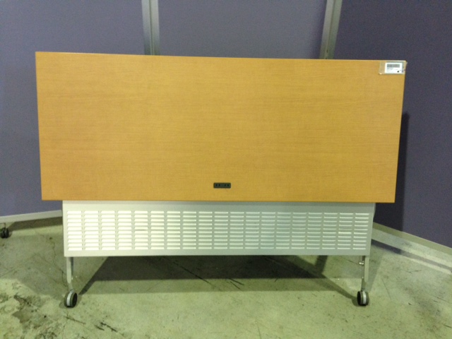 サイドスタックテーブル　コンセント付【関東倉庫在庫】
                        ワークスタックテーブルIG型
                                    中古
            