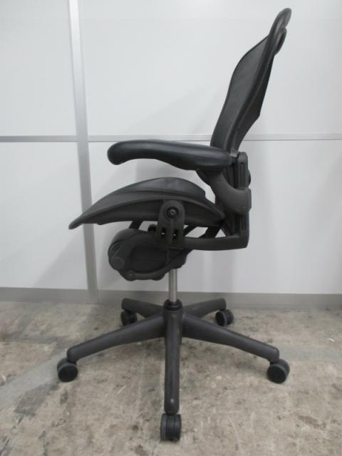 中古】アーロンチェア AE111PWB Herman Miller/ハーマンミラー チェア