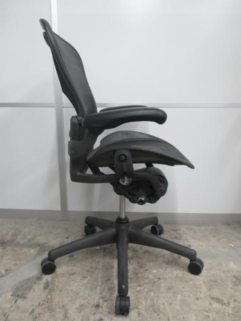 中古】アーロンチェア AE111PWB Herman Miller/ハーマンミラー チェア 