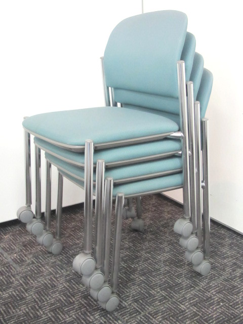 【限定１セット】オカムラ製スタッキングチェア■重ねられるので省スペース■セット特別価格！
                        
                                    中古
            