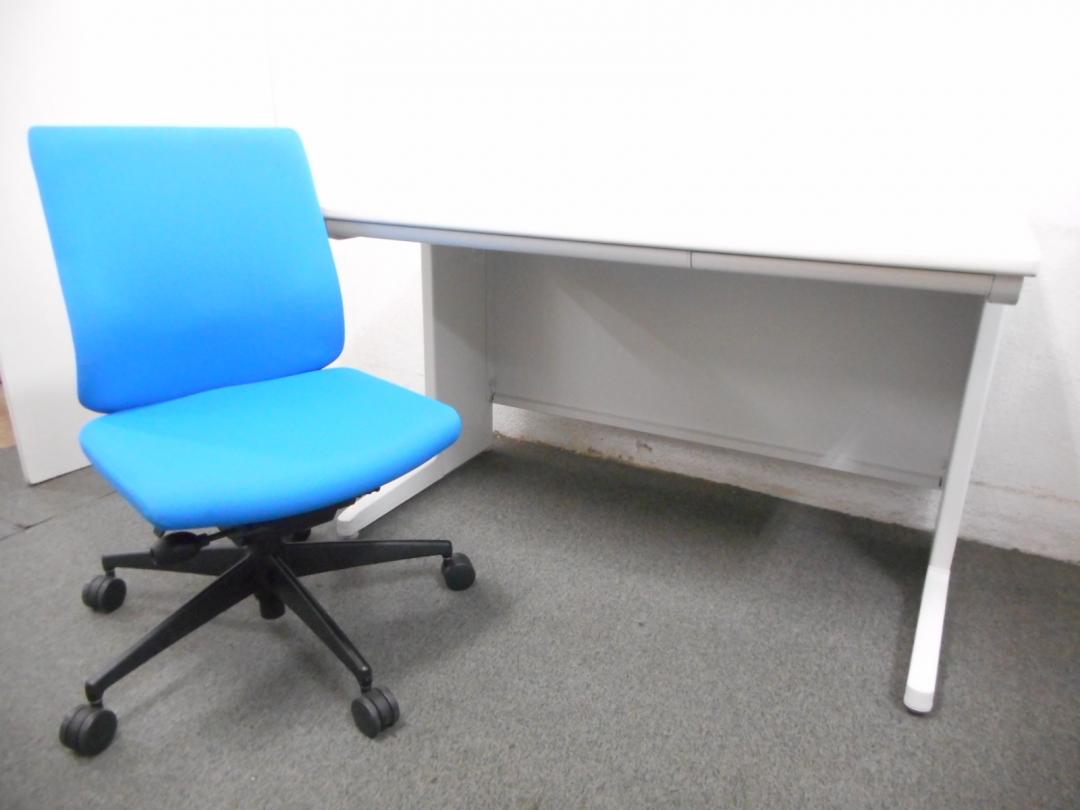 【☆いま売れてます！】■平机【W1200mm・ホワイト色】＆コクヨ・ウィザードチェアセット【セット商品】 
                        
                                    中古
            