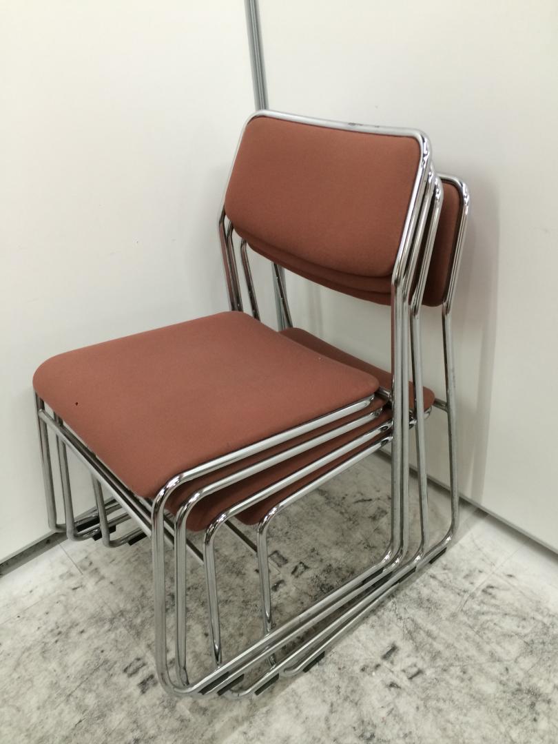 【4脚セット】スタッキングチェア　重ねて収納　憩室や簡易応接用として
                        
                                    中古
            