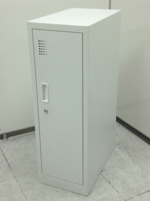 【1台美品】コンパクト書庫！配線ダクト付きなので、PC充電も可能！！
                        
                                    中古
            