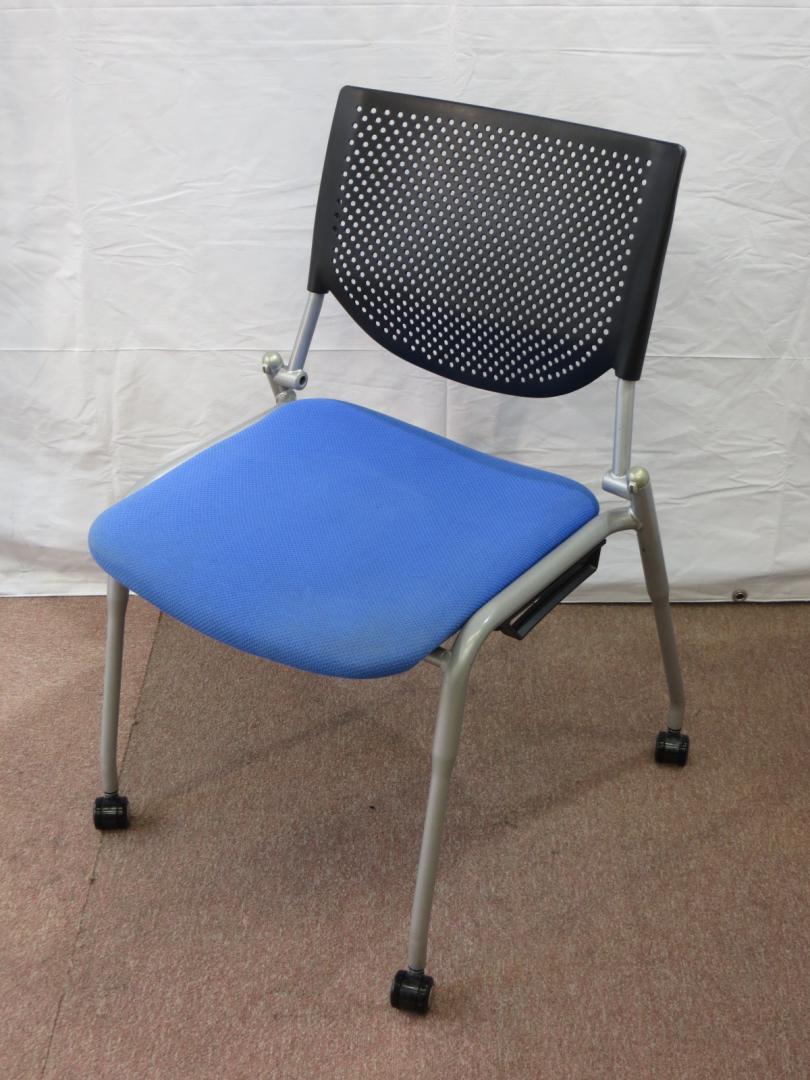 【定番】【ラスト１脚】オカムラ製　ミーティングチェア【お安く】

                        
                                    中古
            