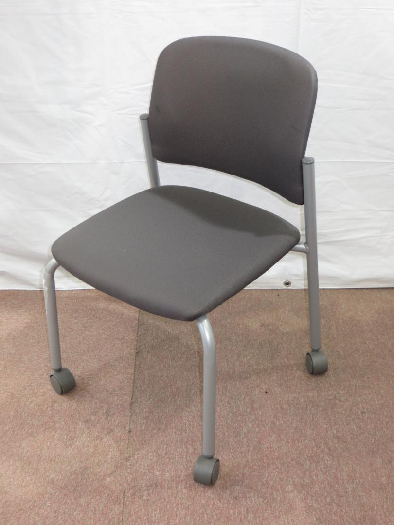 【定番】【ラスト1脚】コクヨ製　ミーティングチェア【お安く】
                        
                                    中古
            