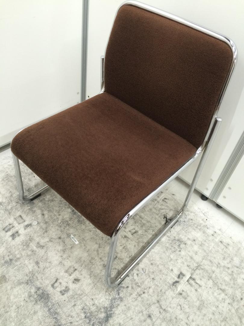 【４脚入荷】汚れの目立たないブラウン色
                        
                                    中古
            