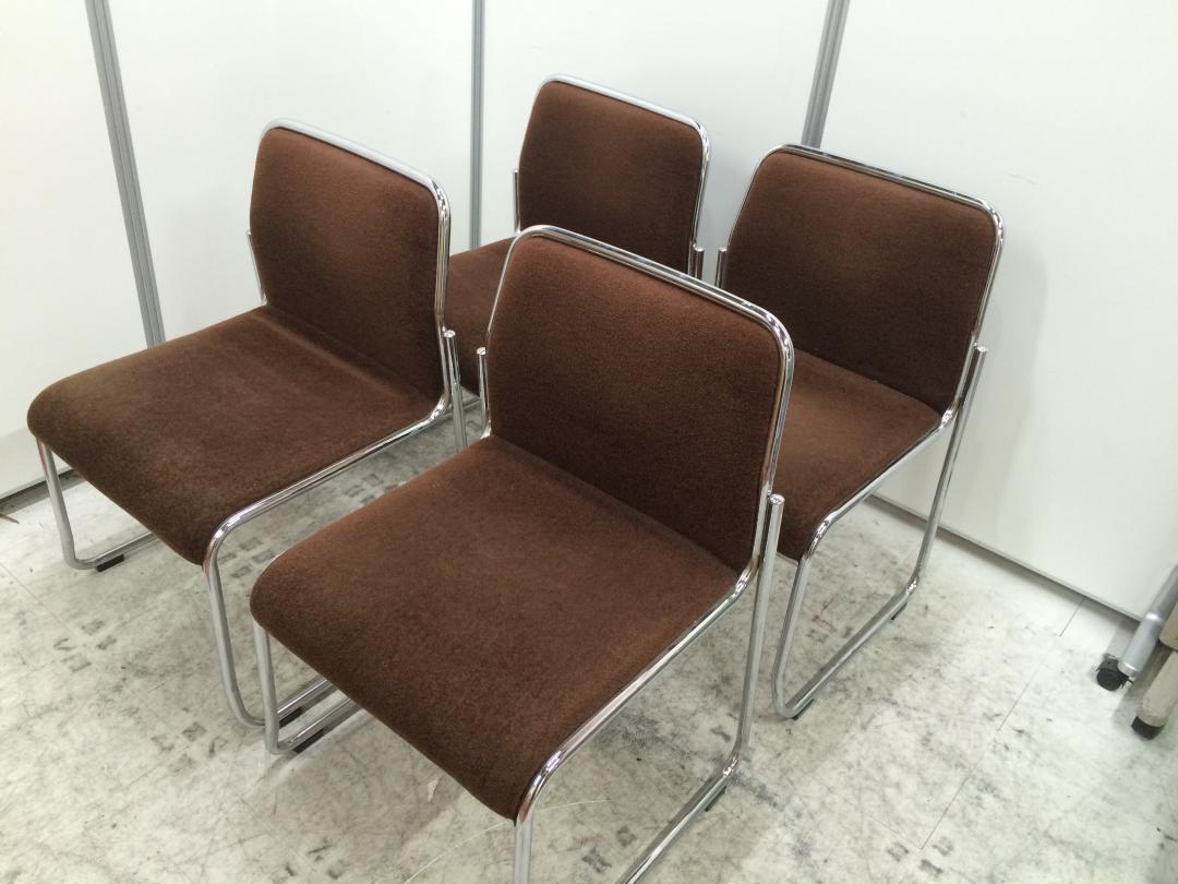 【セット商品】【４脚セット】汚れの目立たないブラウン色
                        
                                    中古
            