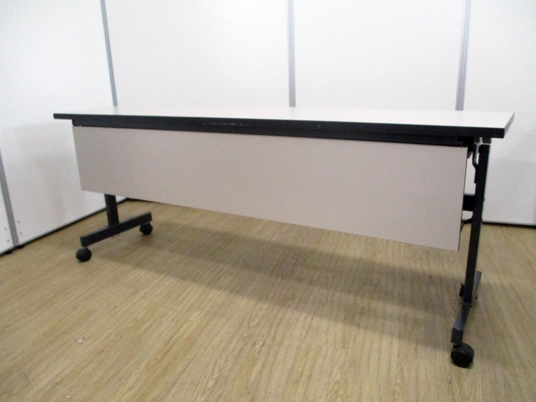 【定番商品】講義室やミーティングルームに最適！キャスター付きで移動も楽々♪

                        
                                    中古
            