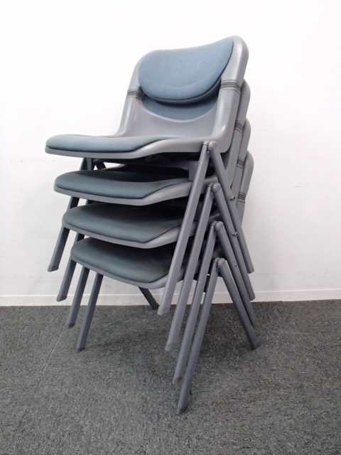 【４脚セット商品】｜イトーキ製｜スタッキングチェア｜省スペース向き！
                        ドーサルⅡ
                                    中古
            