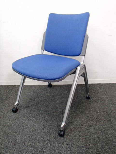 【６脚入荷】｜内田洋行製｜スタッキングチェア｜キャスター付き！
                        
                                    中古
            