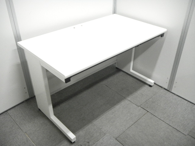 【１台限定】幅１２００ｍｍの平机【ホワイト】
                        フラットライン
                                    中古
            