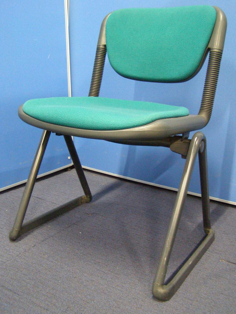 【残り1脚にて値下げ！】イトーキ|ボリュームが有り人気バーテブラチェア｜グリーン
                        バーテブラ
                                    中古
            