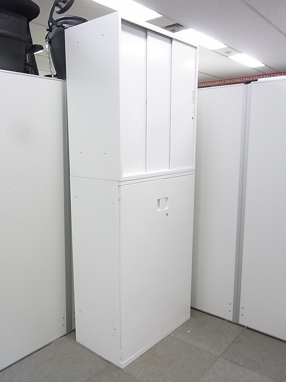 【レア商品入荷！】残り1台！　早いもの勝ち！　オカムラ製　SAシリーズ書庫セット 上・3枚引き違い　下・両開き
                        SAデュオライン
                                    中古
            