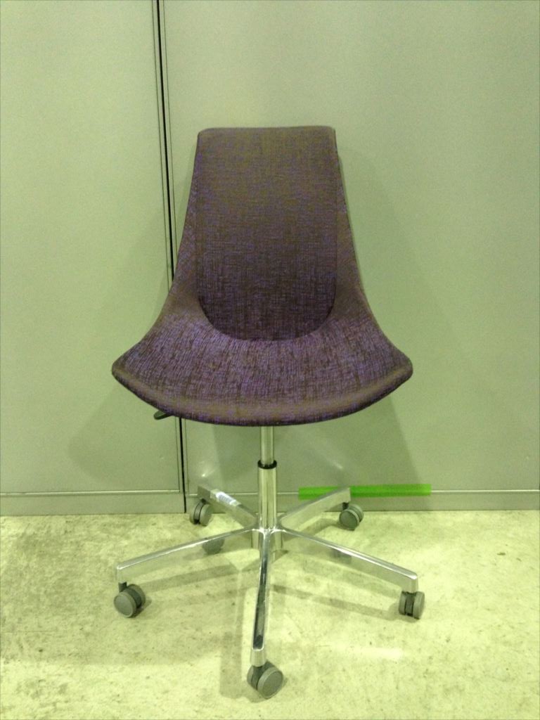 ミーティングチェア入荷!!【関東倉庫在庫】
                        ベック　CS
                                    中古
            