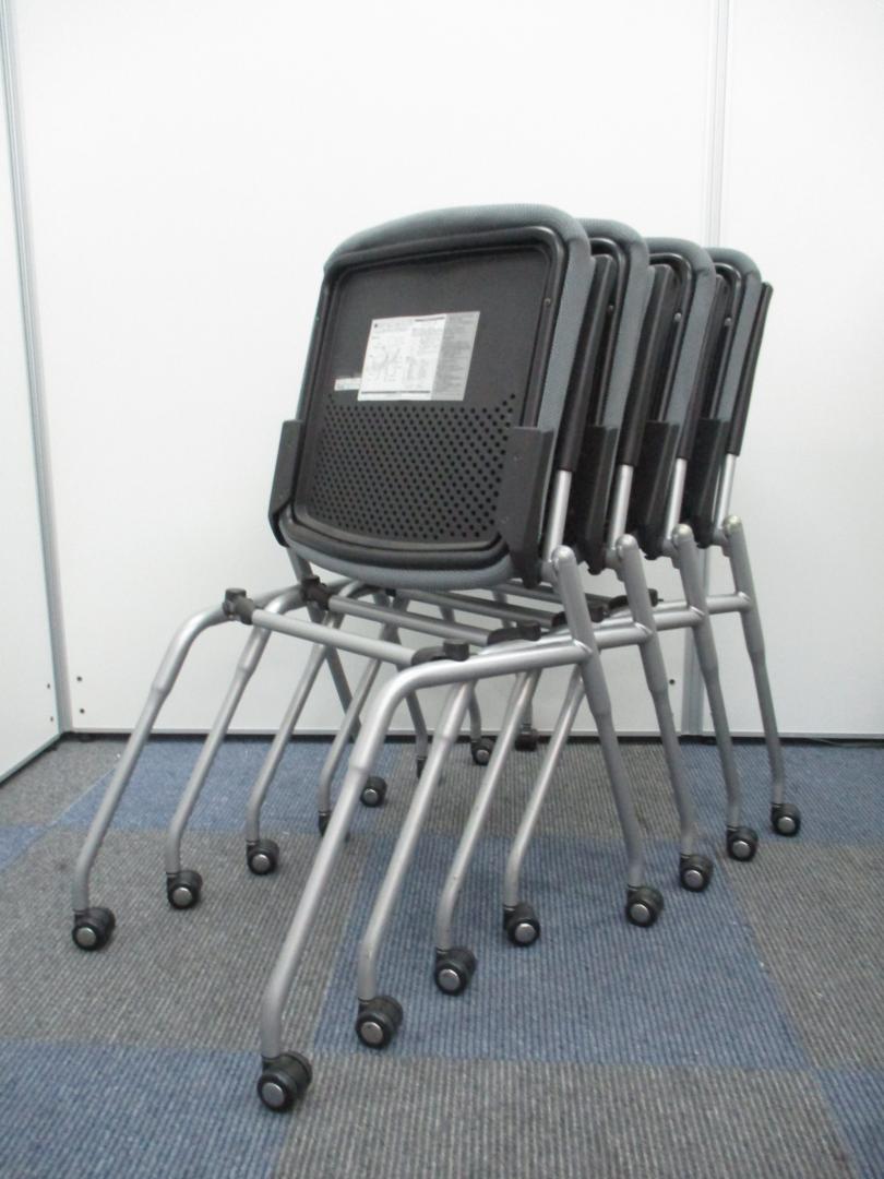 【お得な4脚セット!!】オカムラ製　ネスティングチェア【横に重ねて収納可能!!】
                        プロスタック
                                    中古
            