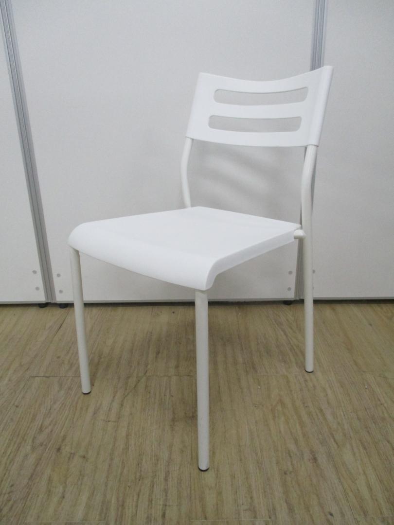 ～簡易チェア～コスト安!!軽量!!ロット在庫です！
                        
                                    中古
            