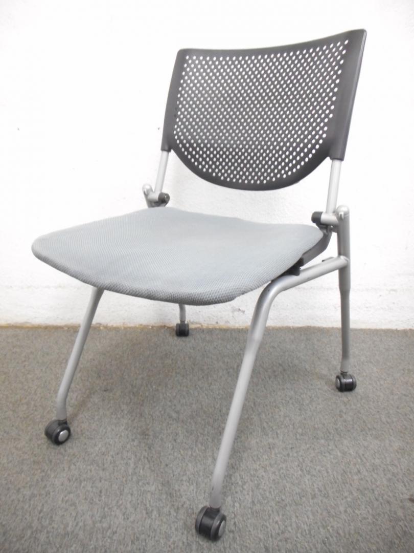 ■ネスティングチェア ■グレー ■オカムラ・プロスタック【水平スタッキングチェア】【会議チェア】【おつとめ】
                        プロスタック
                                    中古
            