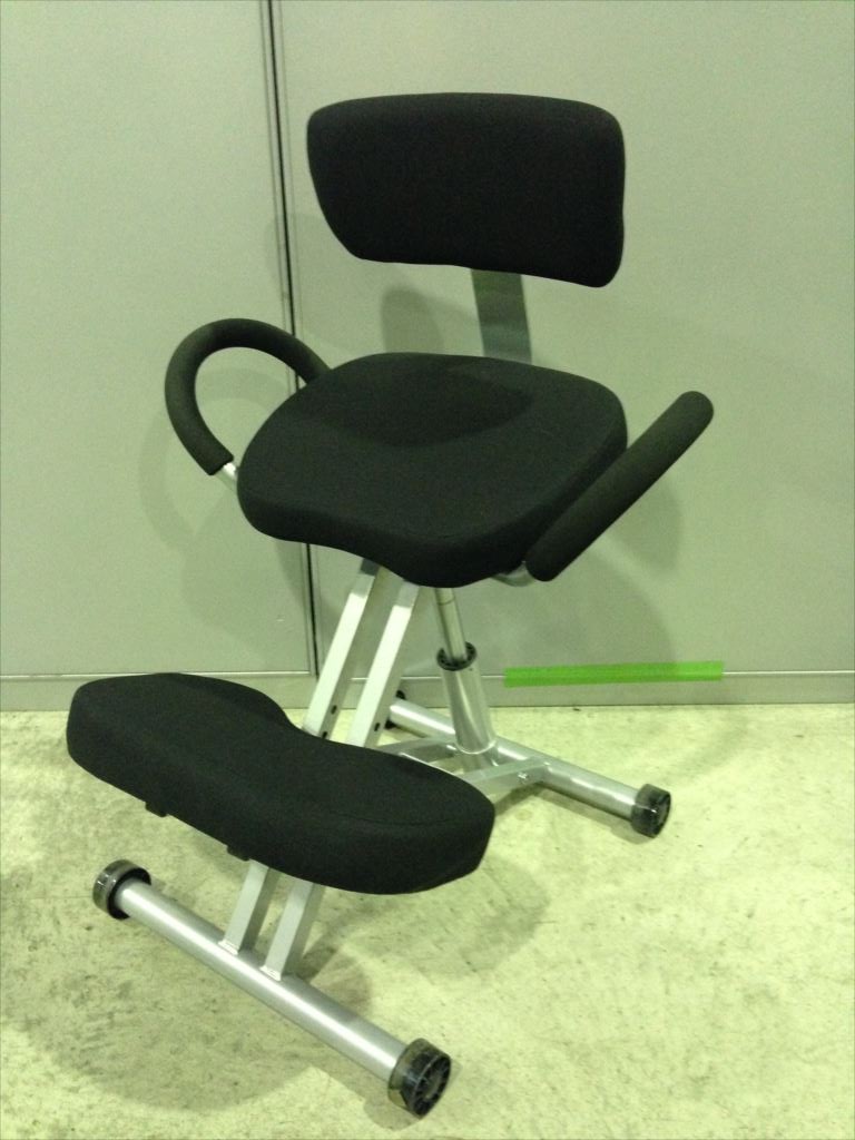 バランスチェア1脚入荷しました【関東倉庫在庫】
                        
                                    中古
            