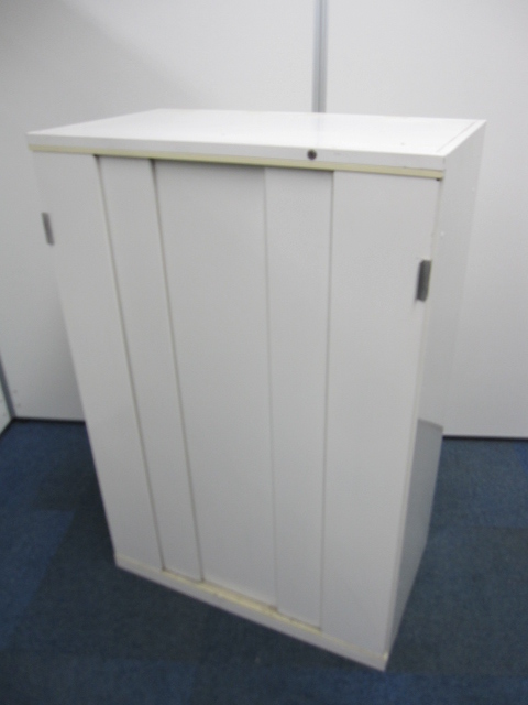 【おつとめ品】オカムラ製の貴重な5枚引き違い書庫入荷致しました【大人気のホワイトカラー！】【レールの欠け補修済み】残り1台
                        SAデュオライン
                                    中古
            