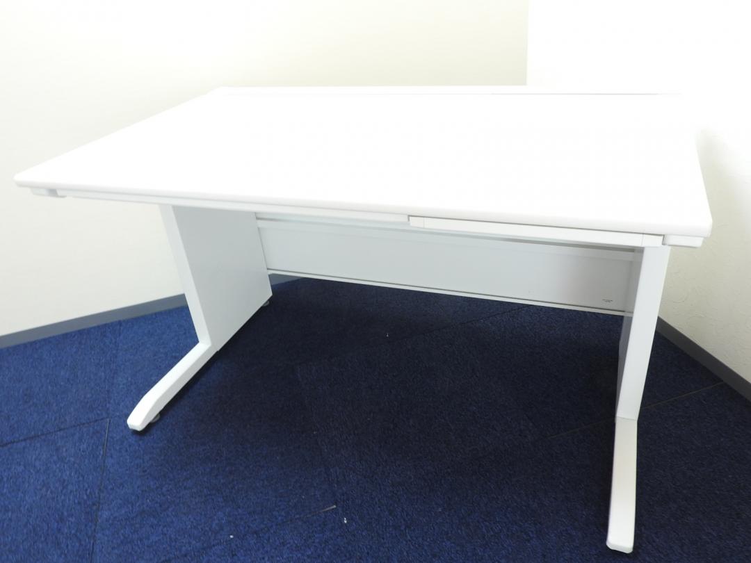 【状態良好】【人気のホワイト色】■平机■イトーキ製■ＣＸシリーズ　(ITOKI)【RP】
                        CX
                                    中古
            