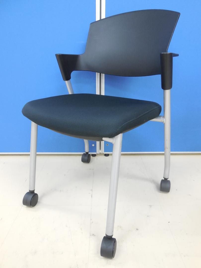 【2脚入荷！】コクヨ製 プロッティ(Protty)シリーズ■ブラックが一番人気です！■キャスター付きで女性にも紳士な仕様！【状態良好】
                        プロッティ
                                    中古
            