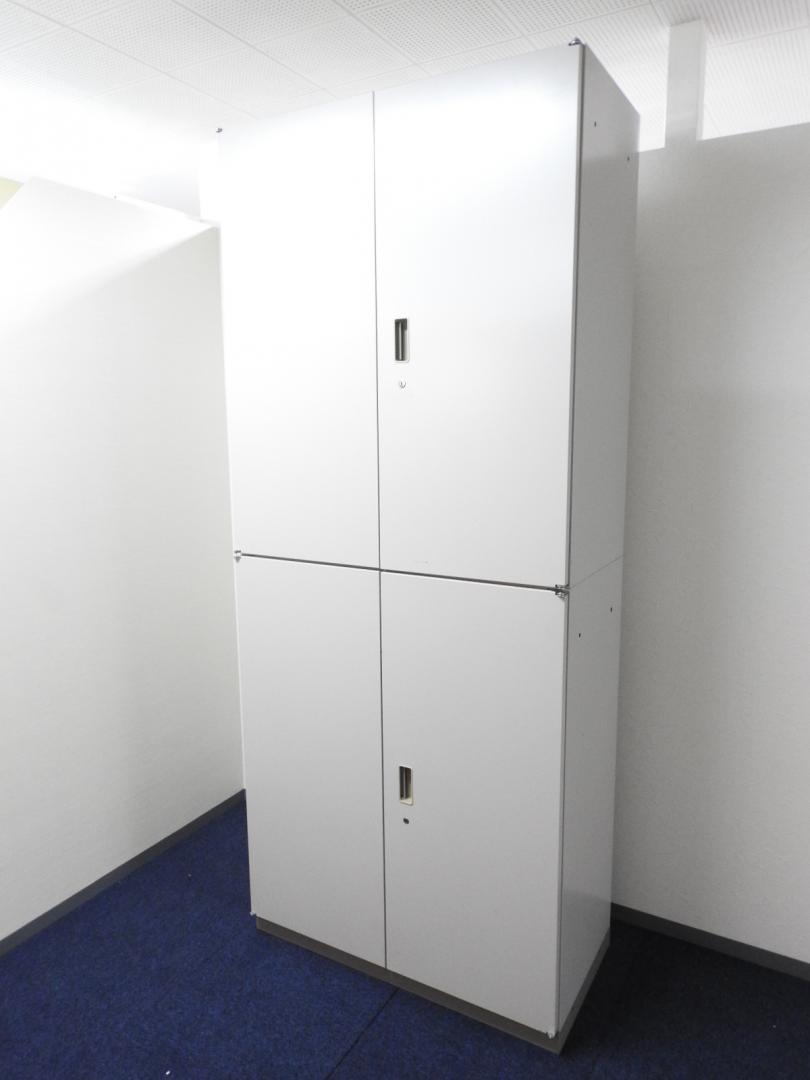 【収納たっぷり合計6段】【年末の大掃除で大活躍】両開き+両開きが2台あります【RP】
                        シンライン
                                    中古
            