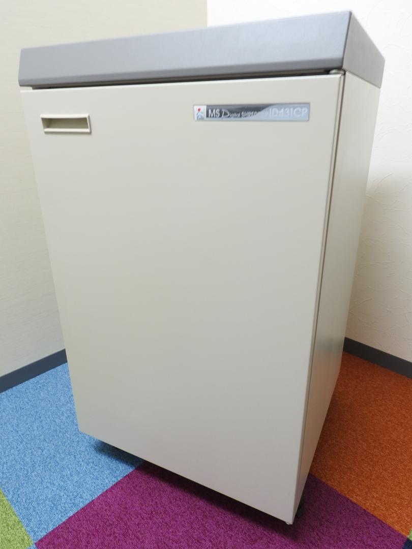 ■マイナンバー対策■【全国配送ＯＫ】４０枚同時裁断確認済み｜業務用中古シュレッダー｜クロスカット方式【RP】
                        
                                    中古
            