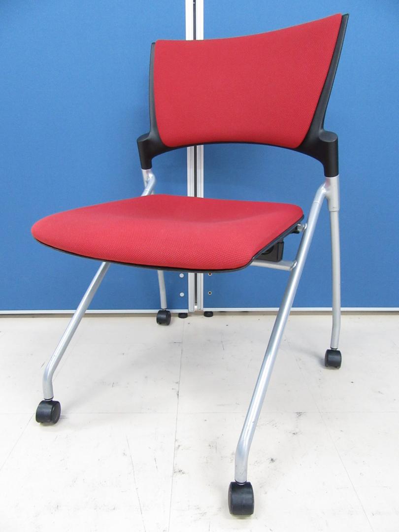 【赤い彗星現る！】イトーキ製 マノスシリーズ ネスティングチェア■寒い冬もほっとなレッドカラーで温かく！
                        マノス
                                    中古
            