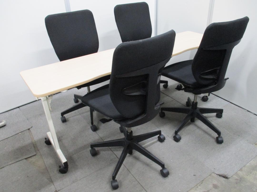 【1セット限定！】木目+ブラックカラーのミーティングテーブル、チェアセット！【すぐに会議が始められる！】
                        
                                    中古
            