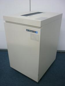 【明光商会】【MSシュレッダー】MS V440FP■【最大15枚細断】【B3用紙対応】
                        
                                    中古
            