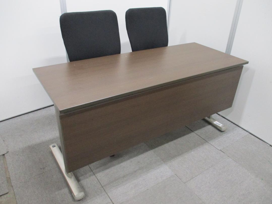 【1セット限定！】木目+ブラックカラーのスタックテーブル、チェアセット！【受付やイベントの際に是非！】
                        
                                    中古
            