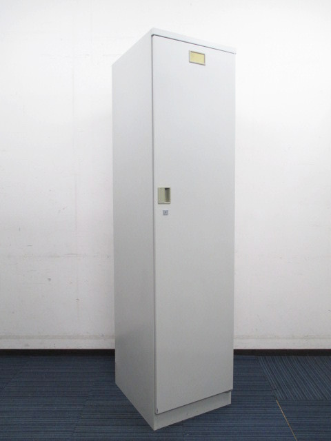 ■１人用ロッカー　■幅450mm　■鏡付き　■掃除用具入れとしてもご使用可　
                        
                                    中古
            