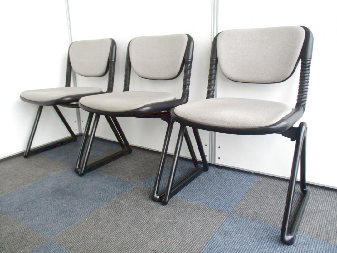 【3脚セット商品】背もたれ支柱のバネがポイントです!!【根強い人気のバーテブラシリーズ!!】Nu
                        バーテブラ
                                    中古
            