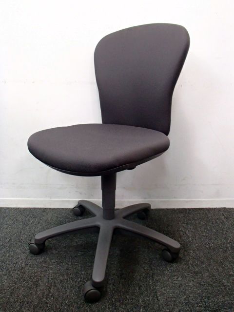 【残り2脚】コクヨ製レグノ～【グレー色】
                        レグノ
                                    中古
            
