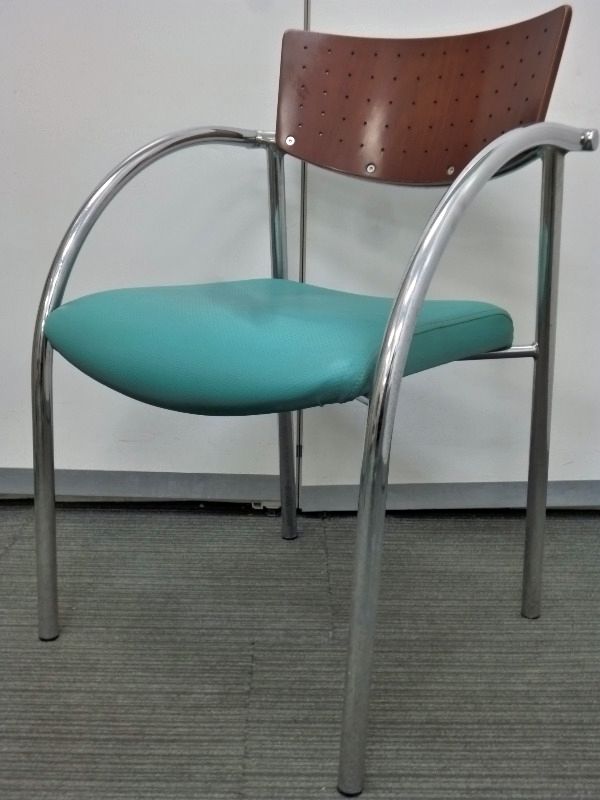 【スタッキングチェア】【オシャレ】【グリーン】
                        
                                    中古
            