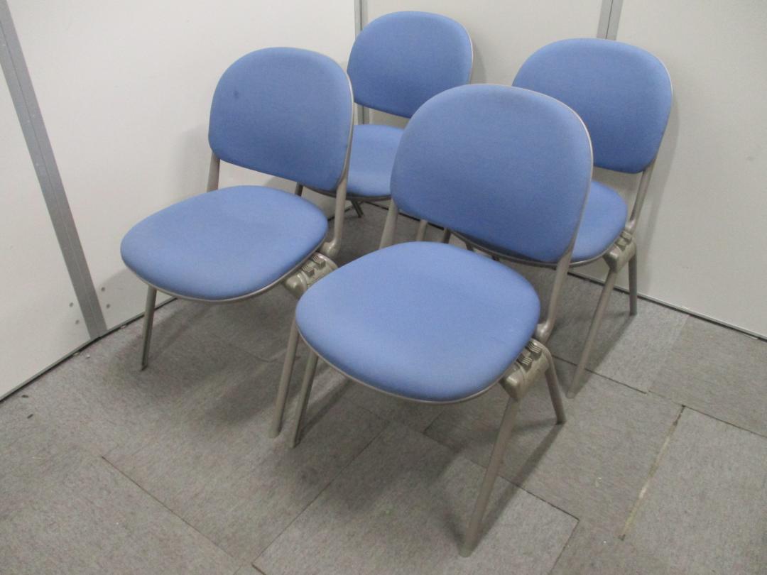 【4脚セット】シンプルなスタッキングチェア【ブルー】【急なミーティングにも対応可能！】
                        トーションライン
                                    中古
            