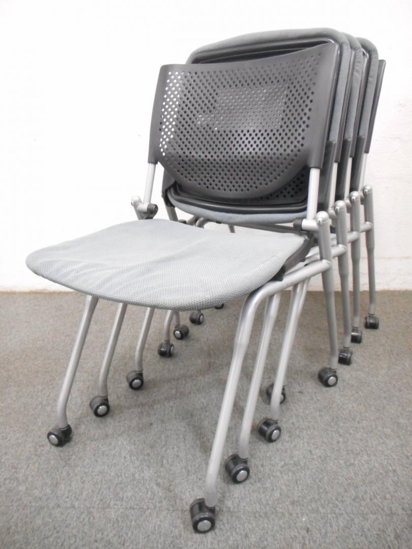 【セット商品】■ネスティングチェア4脚セット ■グレー ■オカムラ・プロスタックシリーズ【理由あり商品・座クッション無し・シワあり】【おつとめ】 
                        
                                    中古
            