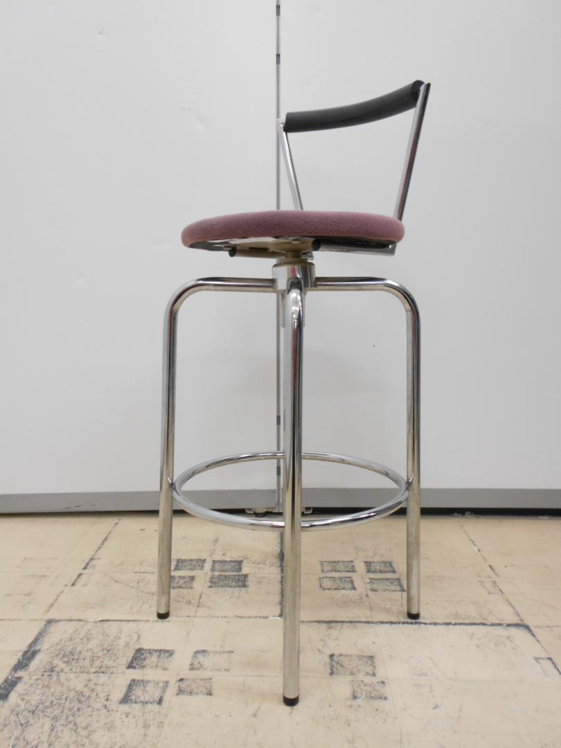 シンプルデザインのハイチェアが入荷致しました。
                        
                                    中古
            