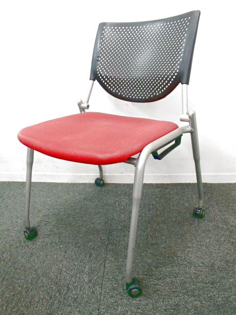 真っ赤なプロスタックチェアで明るいミーティングを！｜ミーティングチェア｜キャスター付き☆
                        プロスタック
                                    中古
            