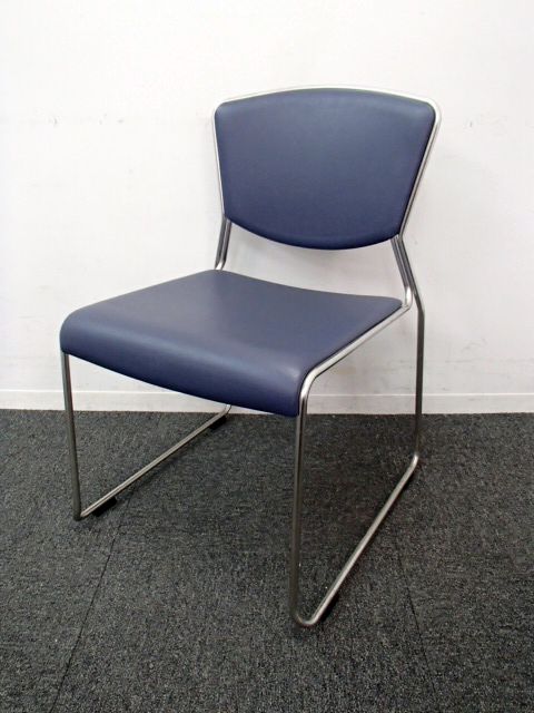 【コスト対策応援商品】お手入れ簡単♪コンパクト収納！｜会議用事務椅子
                        
                                    中古
            