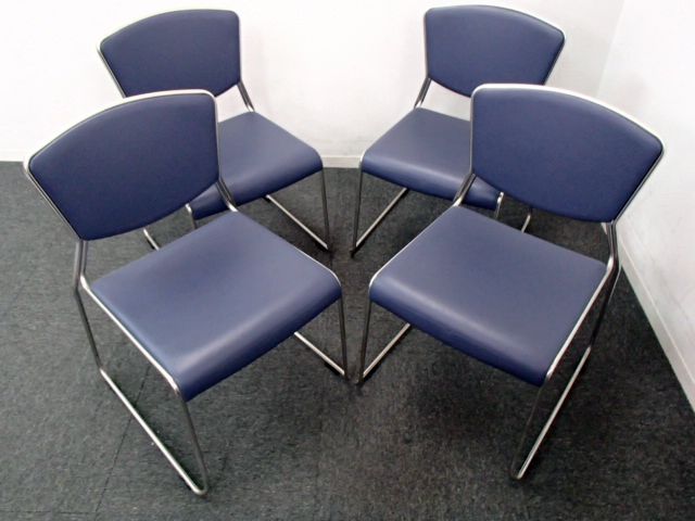 【コスト対策応援商品】【4脚セット】お手入れ簡単♪コンパクト収納！｜会議用事務椅子	
                        
                                    中古
            
