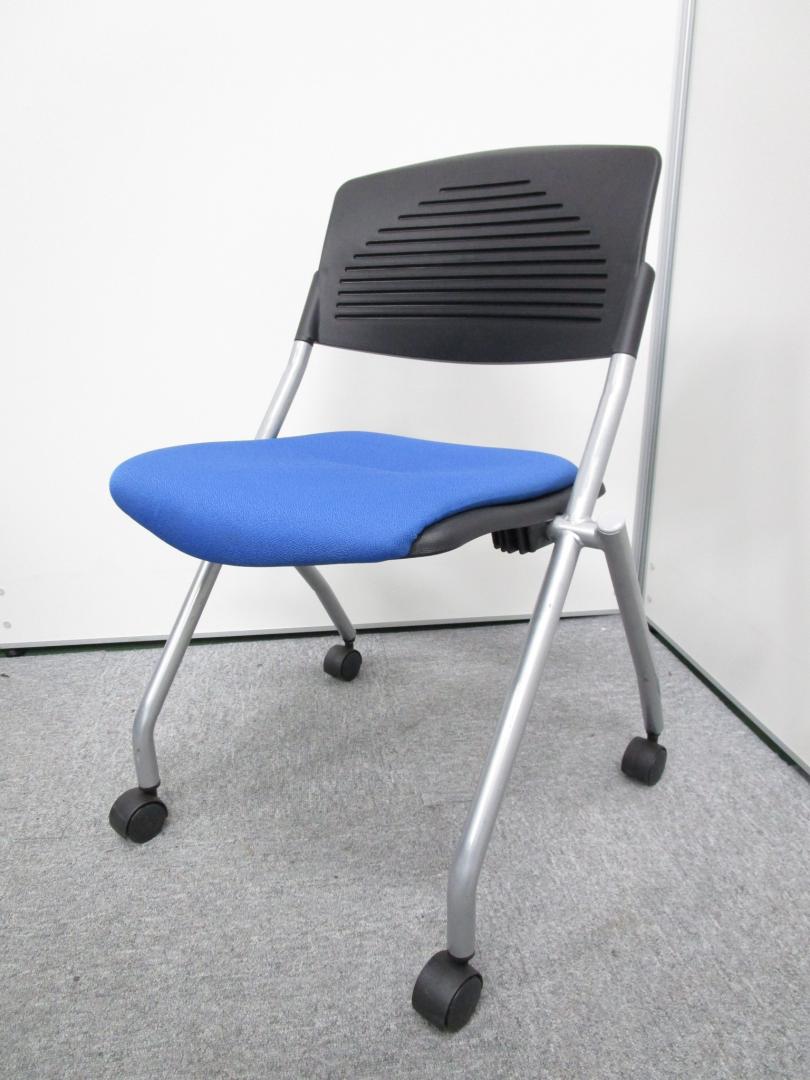 【状態良好】【平行に収納出来ます！】会議用（平行スタック）チェア
                        
                                    中古
            